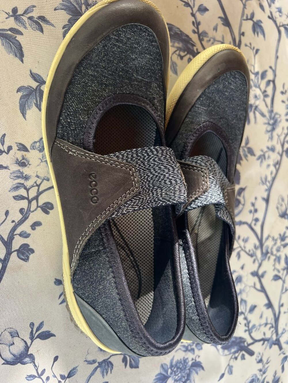 Ecco Navy/Indigo Mary Jane style shoes